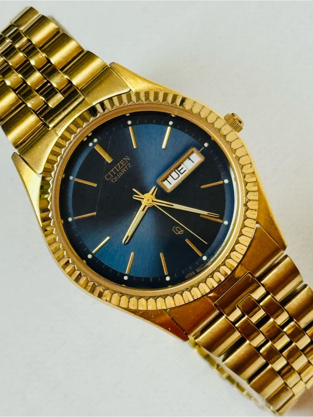 Vintage Citizen CQ President Day/Date Watch Gold Blue Dial 6100-R00391